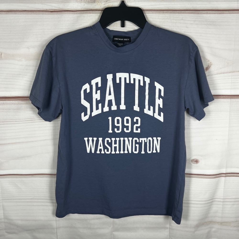 Streetwear Society Seattle 1992 Graphic Tee Women S Blue Solid Crew Neck T-Shirt